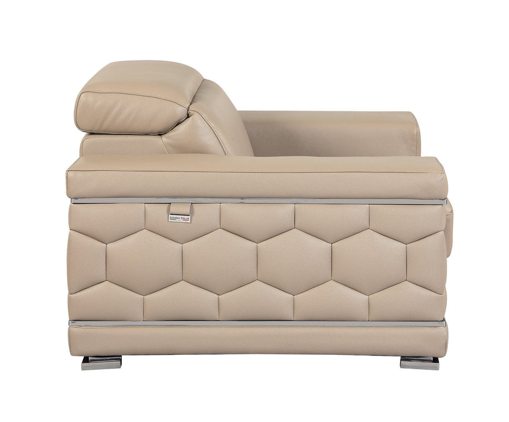 Loveseat C6106