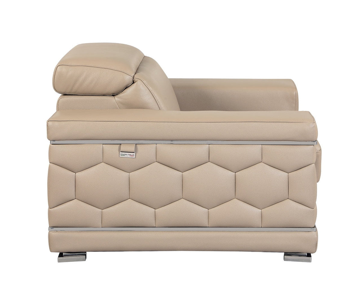Loveseat C6106