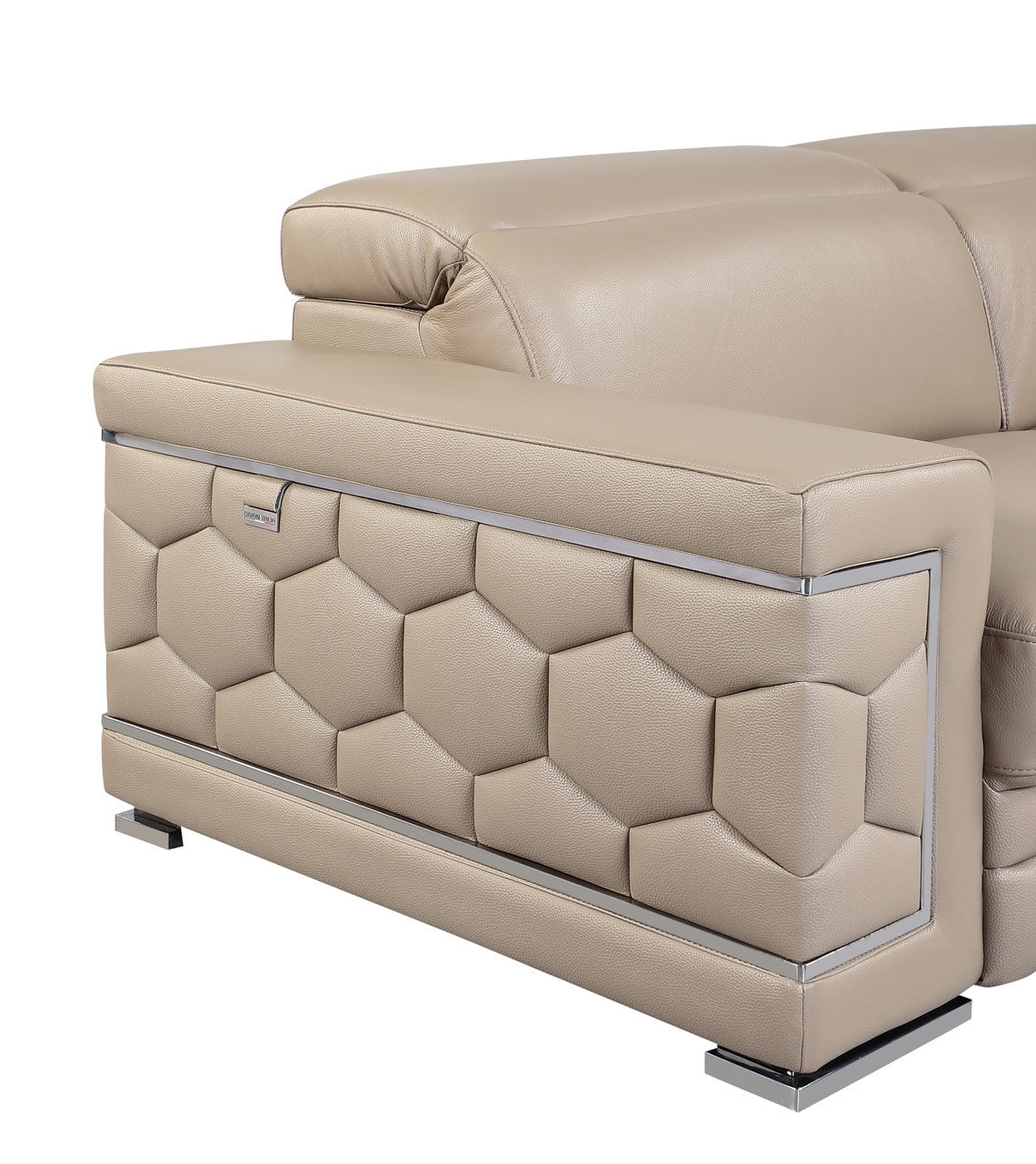 Loveseat C6106