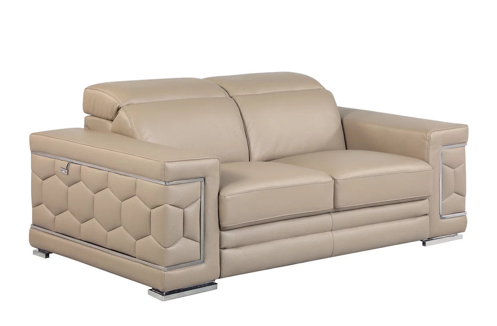Loveseat C6106